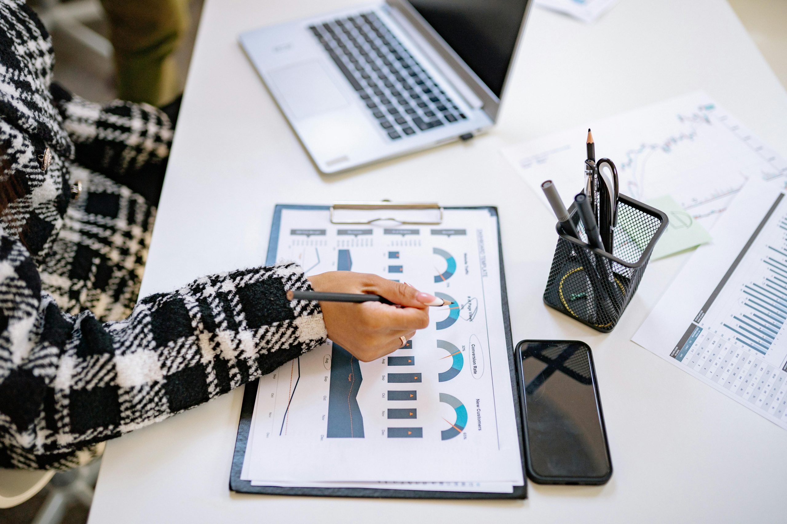 Transform Hesitant Leads into Loyal Customers Using The Power of Customer Financing